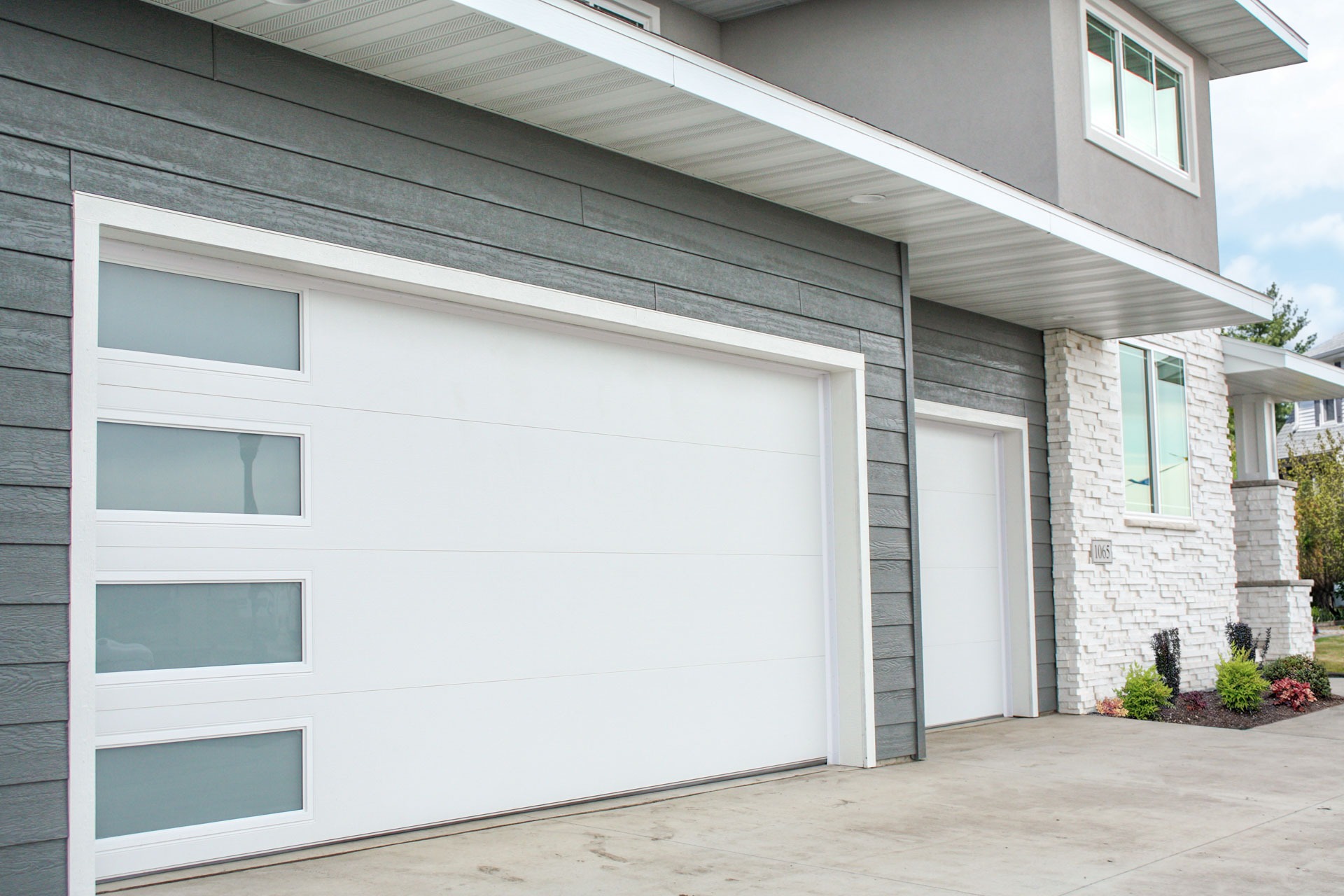 Apex Garage Door Repair Services in Playa Del Rey, CA